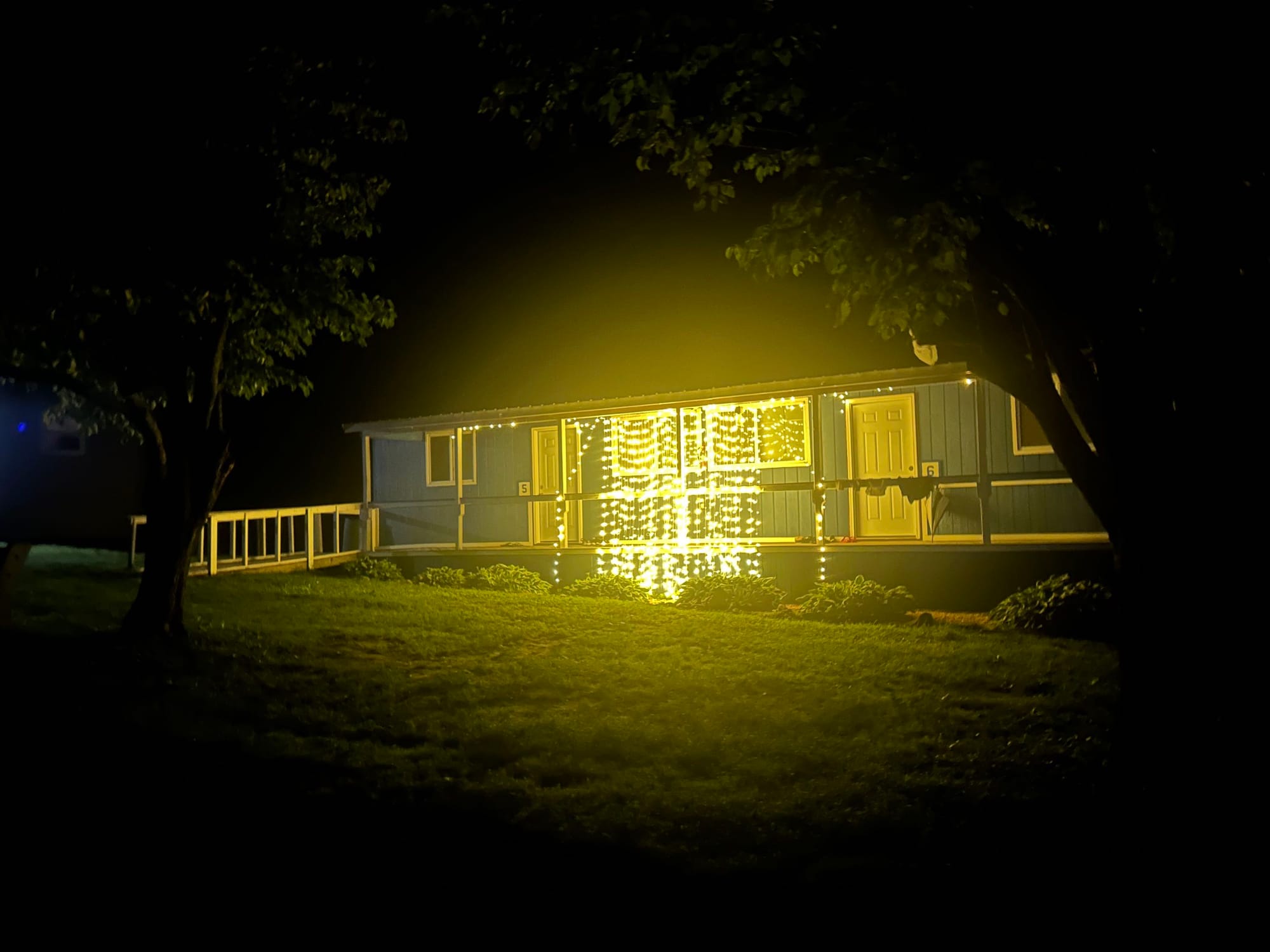 A Vibecamp cabin